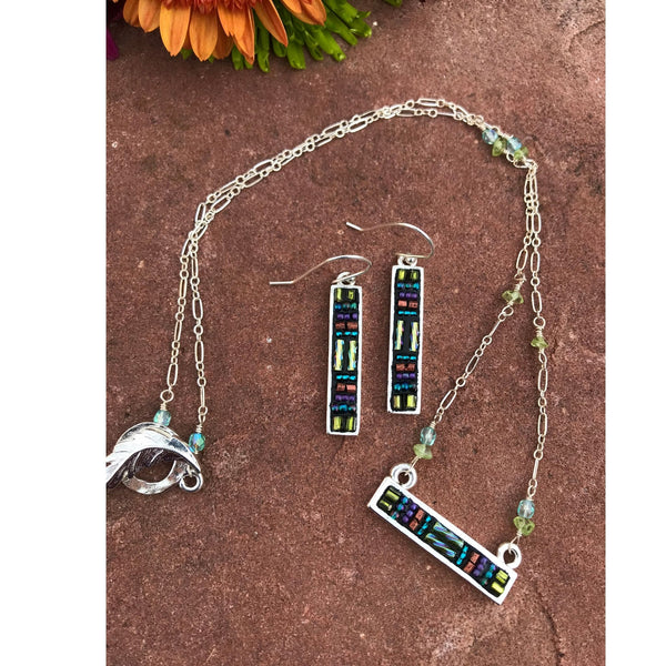 Peacock Colors Necklace and Earring Set in Silver
